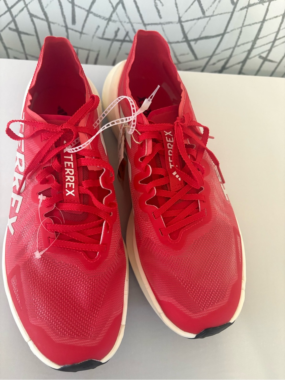 Adidas Men’s Terrex Agravic Speed Ultra trail running shoes in the "Pure Ruby - Picture 5 of 12